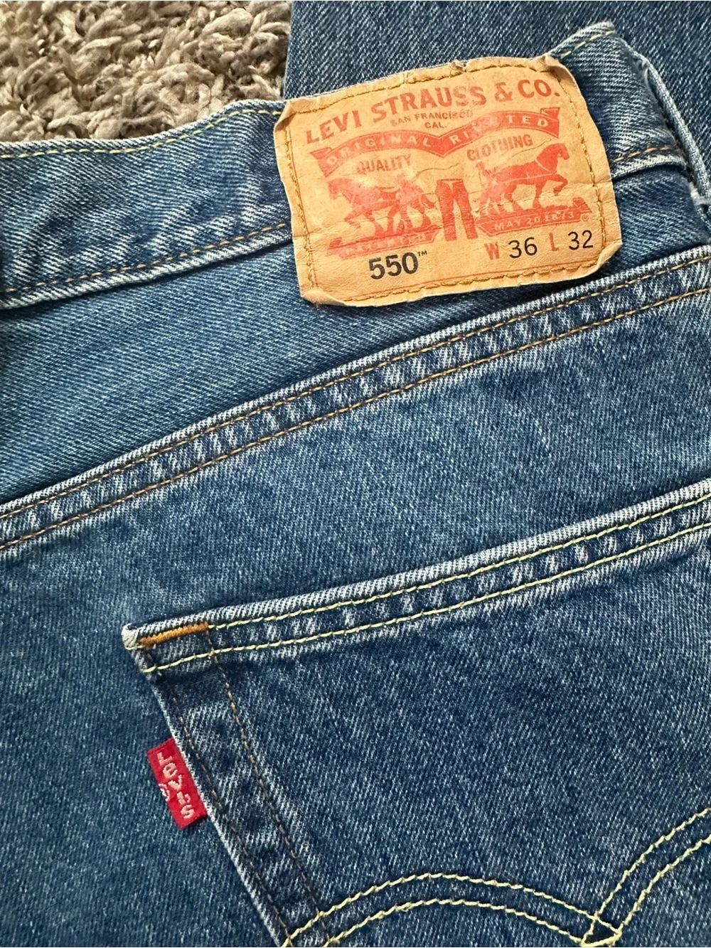 Levi's Men's 550 36x32 Medium Blue Straight Jeans
